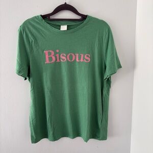 H&M Graphic Tee Green & Pink Bisous Size M Chic & Stylish Short Sleeves